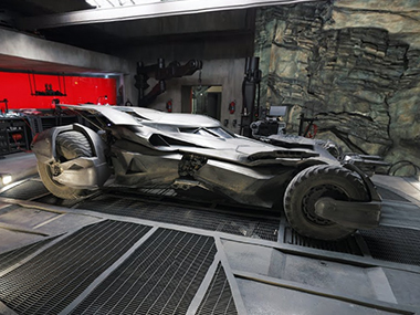 Holy Non Sequiturs! You can now take a 360-degree tour of Batman's cave, without moving from your seat Holy Non Sequiturs! You can now take a 360-degree tour of Batman's cave, without moving from your seat