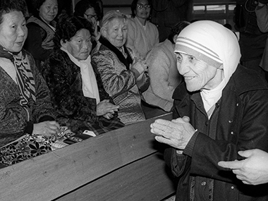 Mother Teresa's elevation to sainthood was marred by controversy and it was far from easy Mother Teresa's elevation to sainthood was marred by controversy and it was far from easy