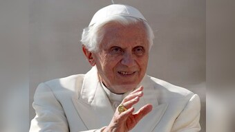 Pope Francis condemns Lahore blast, appeals for 'safety and serenity' to religious minorities