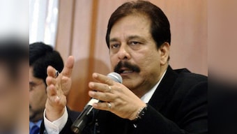 SC directs Sahara chief Subrata Roy to appear before it on 28 February for failing to deposit Rs 25,700 crore
