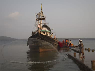 Pakistan apprehends 18 fishermen, seizes three boats off Gujarat coast