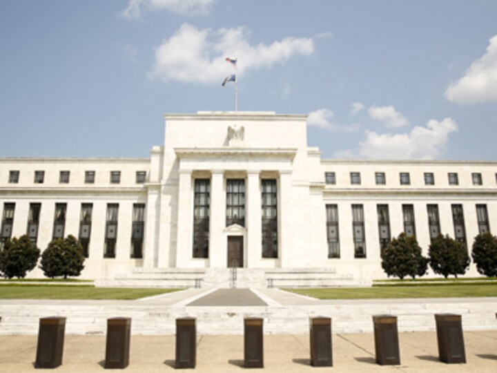 US Fed policymakers was divided over rate cut, but were not on a preset path for more cuts