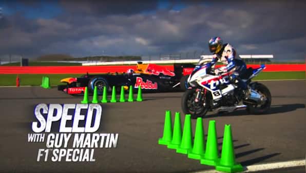 Video worth watching: Guy Martin on a BMW S 1000RR vs David Coulthard in the Red Bull Racing RB8