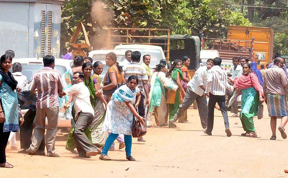 Hundreds of women workers from five garment units, including Shahi Exports Ltd., Mohan Exports and Jockey, struck work at noon on Monday and marched to the Bengaluru-Chennai National Highway and Bengaluru-Mysuru state highway, blocking vehicular movement and causing massive traffic jams for over four hours. PTI Hundreds of women workers from five garment units, including Shahi Exports Ltd., Mohan Exports and Jockey, struck work at noon on Monday and marched to the Bengaluru-Chennai National Highway and Bengaluru-Mysuru state highway, blocking vehicular movement and causing massive traffic jams for over four hours. PTI