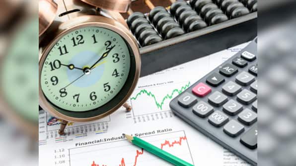 Achieve financial goals with long term investing & compounding effect