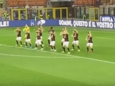 AC Milan do the 'Haka' before Serie A match, get lambasted on social media AC Milan do the 'Haka' before Serie A match, get lambasted on social media