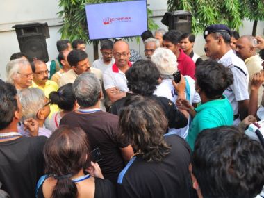 West Bengal polls: The intellectual brigade stands divided, calling for yet another 'change' West Bengal polls: The intellectual brigade stands divided, calling for yet another 'change'