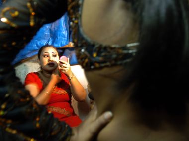 Maharashtra green-lights dance bars, but legal problems are far from over Maharashtra green-lights dance bars, but legal problems are far from over