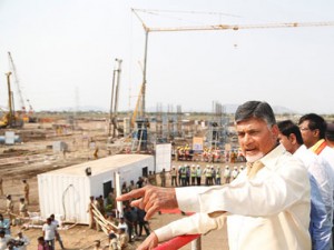 Chandrababu Naidu, KCR's fancy projects devour Telangana, Andhra Pradesh funds Chandrababu Naidu, KCR's fancy projects devour Telangana, Andhra Pradesh funds
