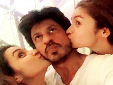 Social media stalker's guide: Parineeti, Alia's 'Fan' moment, Kunal Kemmu pays ode to Salman Social media stalker's guide: Parineeti, Alia's 'Fan' moment, Kunal Kemmu pays ode to Salman