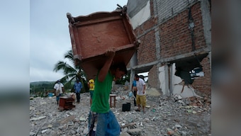 Ecuador earthquake: Death toll at 650, over 100 people rescued from deep rubble