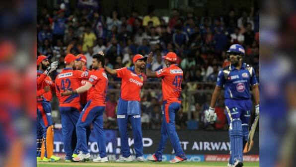 IPL 9: Finch drags unconvincing Gujarat Lions over the line against Mumbai Indians