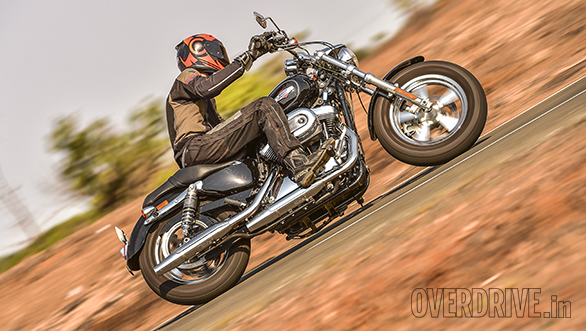 Harley-Davidson 1200 Custom road test review Harley-Davidson 1200 Custom road test review