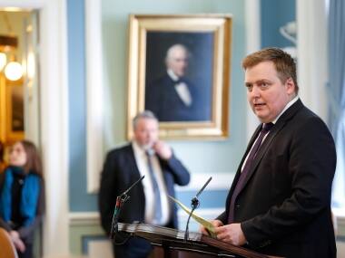 Panama Papers: Iceland names new Prime Minister, to hold autumn election