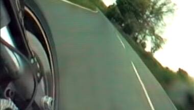 Video worth watching: Wankel-powered Norton blitzes the Isle of Man TT course