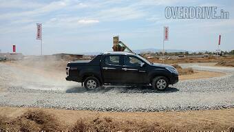 Preview: Isuzu D-Max V-Cross lifestyle pickup first look