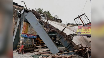 What links Kolkata's flyover collapse and HC stay on civic police recruitment in Bengal?