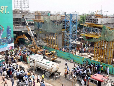 Lucknow Metro shuttering collapse: Number of injured rises to eight Lucknow Metro shuttering collapse: Number of injured rises to eight