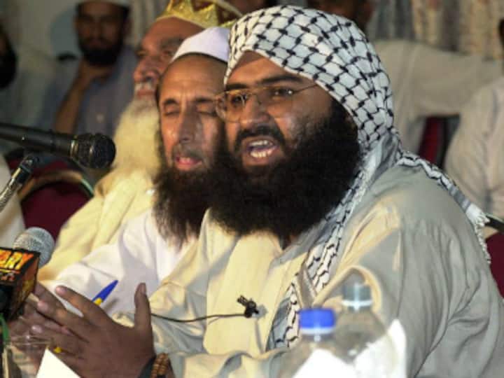 After vetoing India's bid in UN, China says India should talk with Pakistan over Masood Azhar