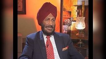 Bollywood didn't do me any favours by making biopic: Milkha Singh tells Salim Khan