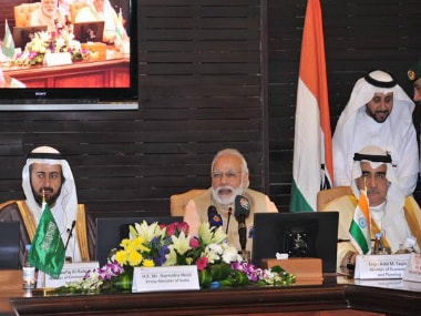 PM Modi meeting with prominent Saudi business leaders at Saudi Chambers of Commerce in Riyadh. Twitter @PIB