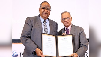Another plume: Narayana Murthy becomes first recipient of ISB's Honorary Distinguished Fellowship