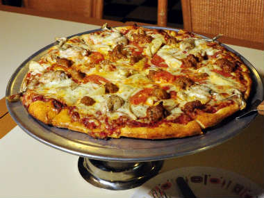 Not too cheesy: Italian court rules in favour of man who paid child support in pizzas Not too cheesy: Italian court rules in favour of man who paid child support in pizzas