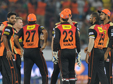 IPL 2016: Smarting from RPS loss, SRH look to bounce back against struggling RCB IPL 2016: Smarting from RPS loss, SRH look to bounce back against struggling RCB