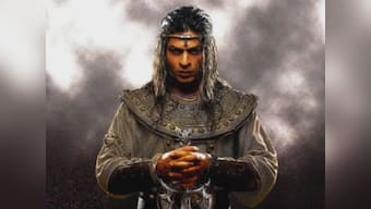 Rajgaddi ka Khel: Shah Rukh Khan to star in Bollywood remake of 'Game of Thrones'