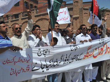 Pakistani Sikh politician killed by Hindu rival, not Taliban: Police Pakistani Sikh politician killed by Hindu rival, not Taliban: Police