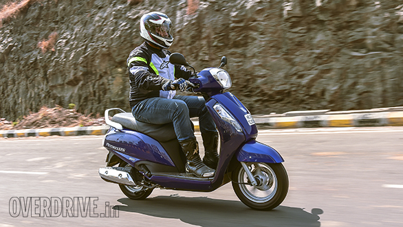 2016 Suzuki Access 125 road test review 2016 Suzuki Access 125 road test review