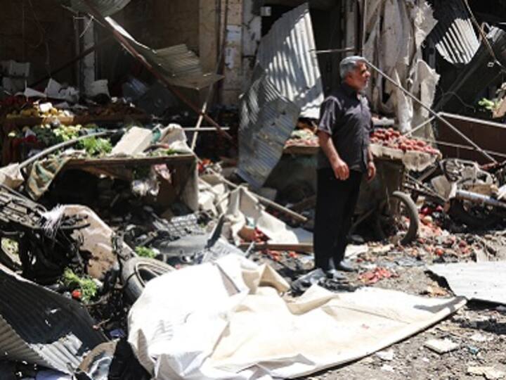 Truce in Syria on brink of collapse after airstrikes on markets derail Geneva talks
