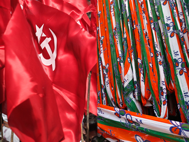 Presidential Election 2017: TMC, CPM, BJP legislators cast vote in West Bengal Assembly Presidential Election 2017: TMC, CPM, BJP legislators cast vote in West Bengal Assembly