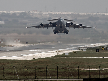 Turkish military attacks Islamic State in Syria with rockets, wounds civilians Turkish military attacks Islamic State in Syria with rockets, wounds civilians