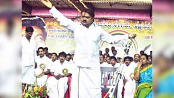 Tamil Nadu 2016:DMDK chief Vijayakanth to contest from Ullundurpet
