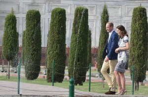 Britain's Prince William, along with his wife, Kate, the Duchess of Cambridge take a stroll at the Taj Mahal in Agra on Saturday. PTI<br /> Britain's Prince William, along with his wife, Kate, the Duchess of Cambridge take a stroll at the Taj Mahal in Agra on Saturday. PTI<br />