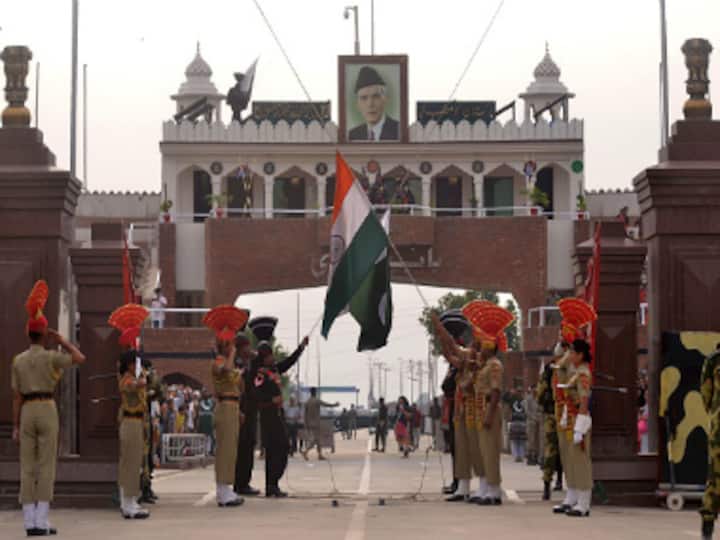 We welcome Indo-Pak peace talks as we are the victims of hostilities between the countries: J&K govt We welcome Indo-Pak peace talks as we are the victims of hostilities between the countries: J&K govt