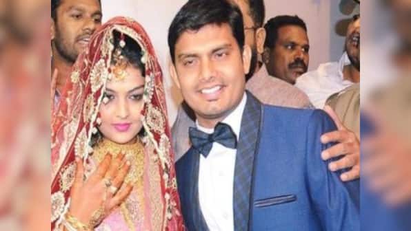 Love jihad? What's that: Hindu girl ties knot with Muslim boy under police protection