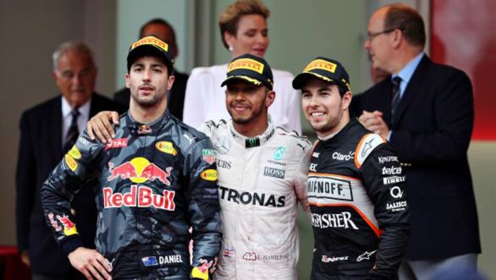 F1 2016: Hamilton ends winless streak with victory at Monaco