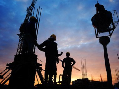 Salute the everyday heroes who battle the bad weather to keep you happy Salute the everyday heroes who battle the bad weather to keep you happy