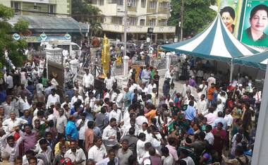 Chennai: AIADMK office celebrates as Jayalalithaa looks at second term as CM