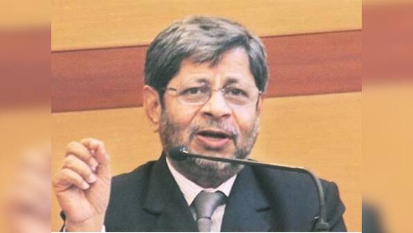 Maharashtra day showdown: Former AG Shreehari Aney unfurls 'Vidarbha flag' amid protests by Shiv Sena