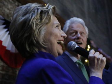 Hillary Clinton gave Bill a black eye in White House: new book Hillary Clinton gave Bill a black eye in White House: new book