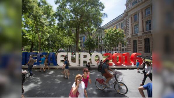 France extends state of emergency for Euro 2016, Tour de France