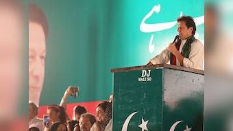 Panama Papers probe: Imran Khan warns Nawaz Sharif on corruption charges