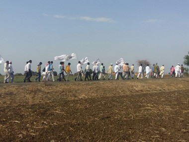 How Swaraj Abhiyan's 'padyatra' aims at making a drought-free, suicide-free India How Swaraj Abhiyan's 'padyatra' aims at making a drought-free, suicide-free India