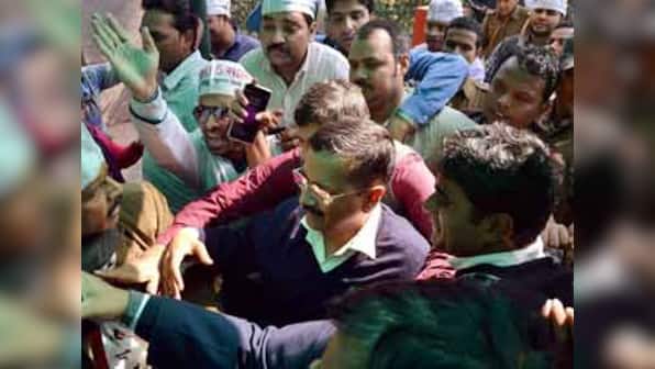 Iliyas Azmi resigns from AAP, calls party 'Kejriwal's fiefdom'