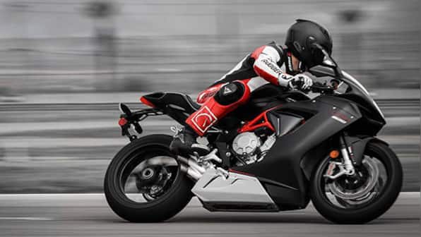 Image gallery: 2016 MV Agusta F3 800