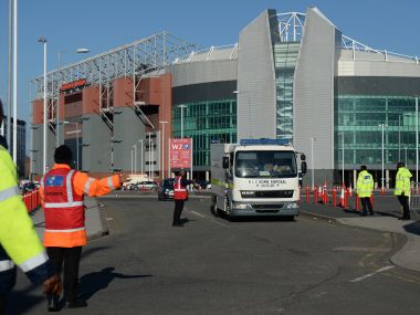 Fake bomb sparks evacuation at Manchester United, city's mayor terms it a 'fiasco' Fake bomb sparks evacuation at Manchester United, city's mayor terms it a 'fiasco'