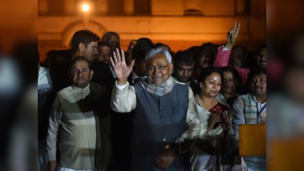 Nitish Kumar to recommend CBI enquiry into journalist's death in Siwan